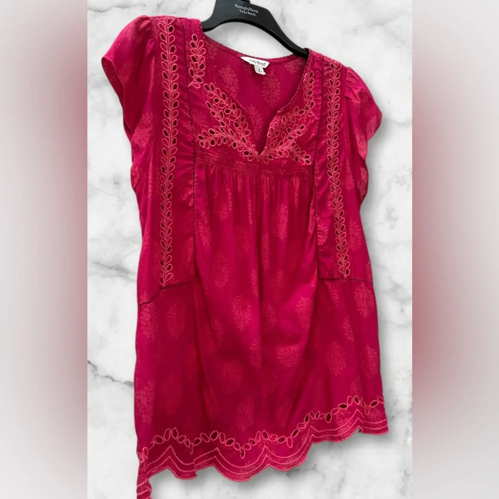 Lucky Brand Pink Red Eyelet Embroidered
Boho Indian Style Blouse Size S - Picture 4 of 11